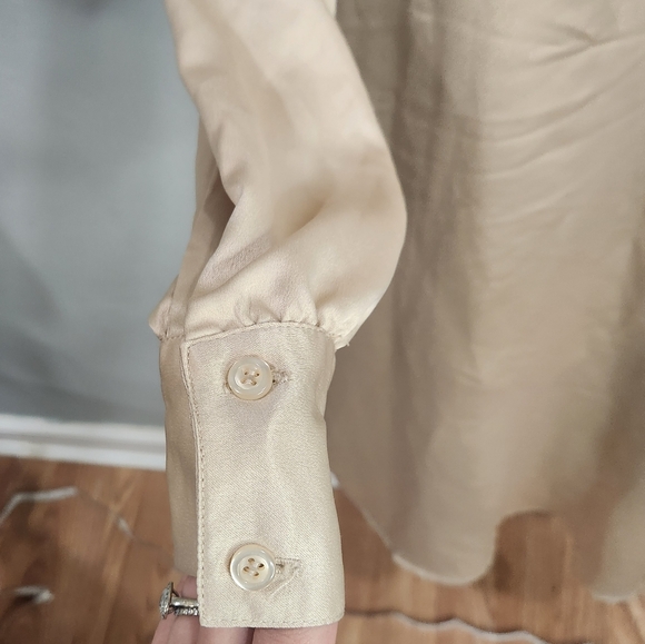 Wuko Gals~ Satin like long sleeve pearl buttons down, sand midi dress, Sz XS - Picture 8 of 13